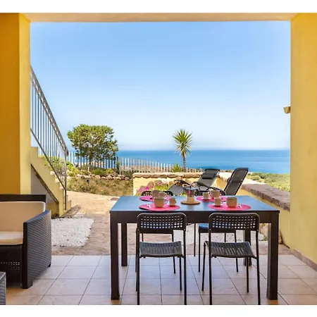 Happy House Vista Mare Isola Rossa (Sassari)